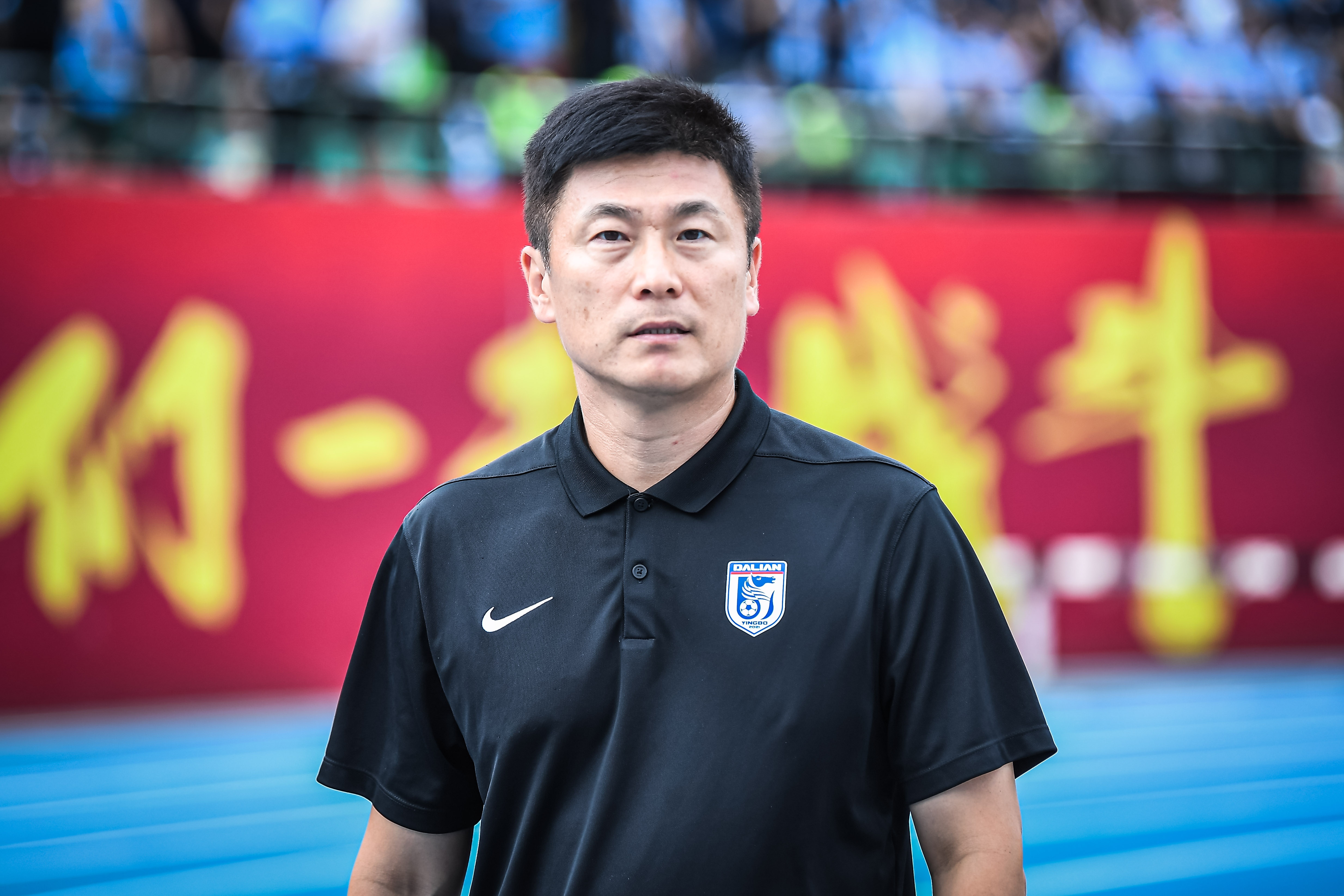 李国旭:体能瓶颈下的战术纪律,英博客战河南需破密集防守 李国旭:体能瓶颈下的战术纪律,英博客战河南需破密集防守