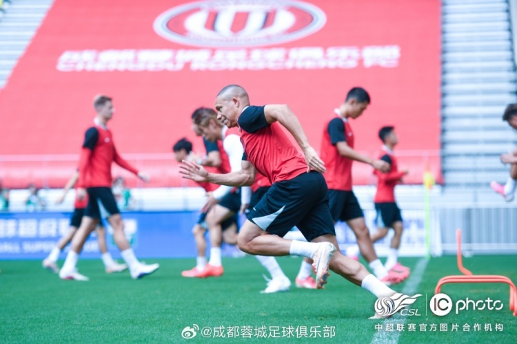 阿洛伊西:西班牙有球无球转换是学习模板 蓉城明日力争止颓 阿洛伊西:西班牙有球无球转换是学习模板 蓉城明日力争止颓