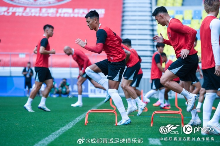 阿洛伊西:西班牙有球无球转换是学习模板 蓉城明日力争止颓 阿洛伊西:西班牙有球无球转换是学习模板 蓉城明日力争止颓