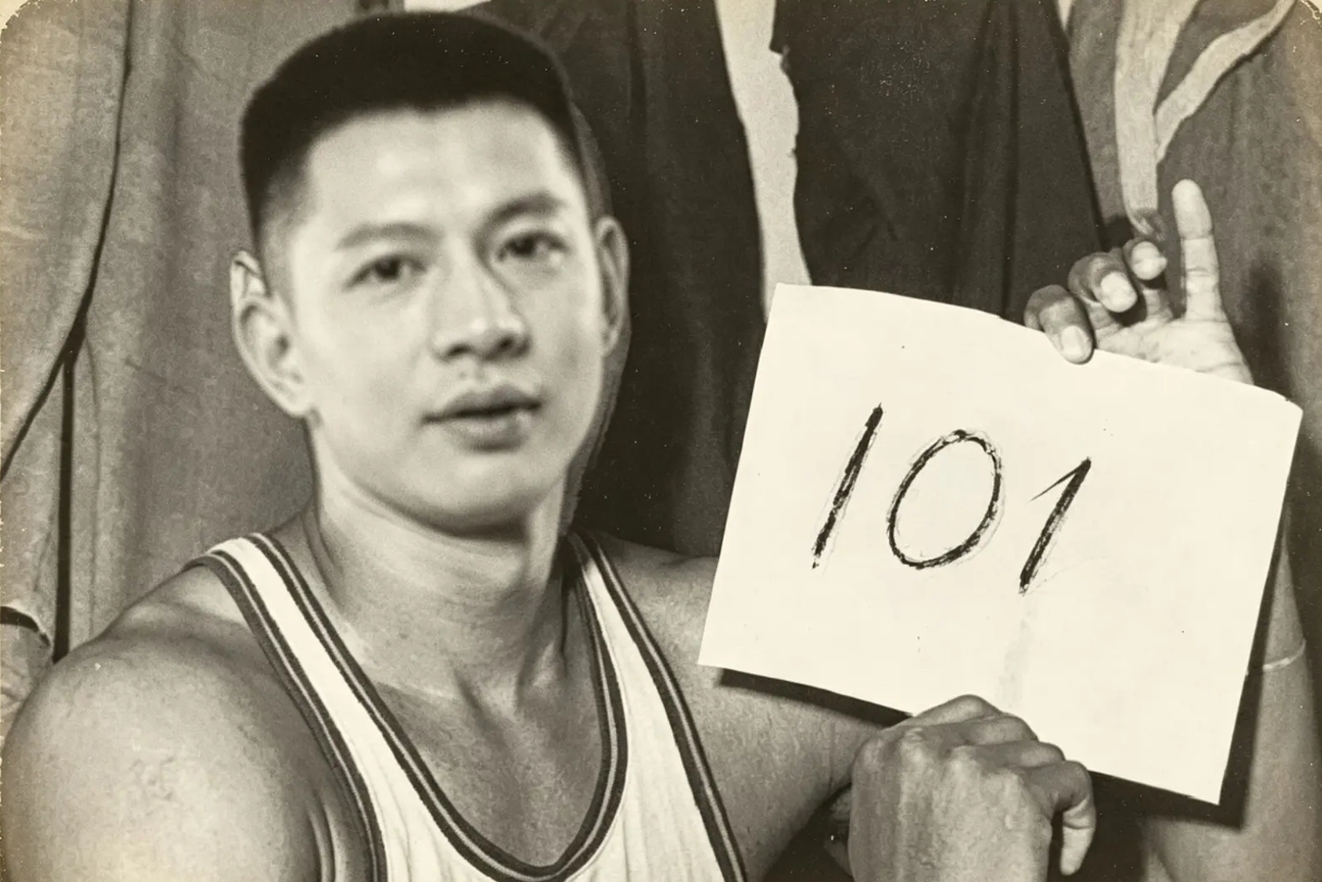 杨志军单场28记三分轰101分 打出张伯伦式数据